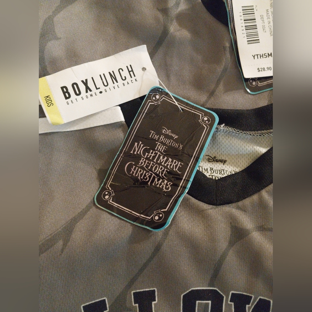 BOX LUNCH Gray Nightmare Before Christmas Jersey 💥 - Picture 3 of 7